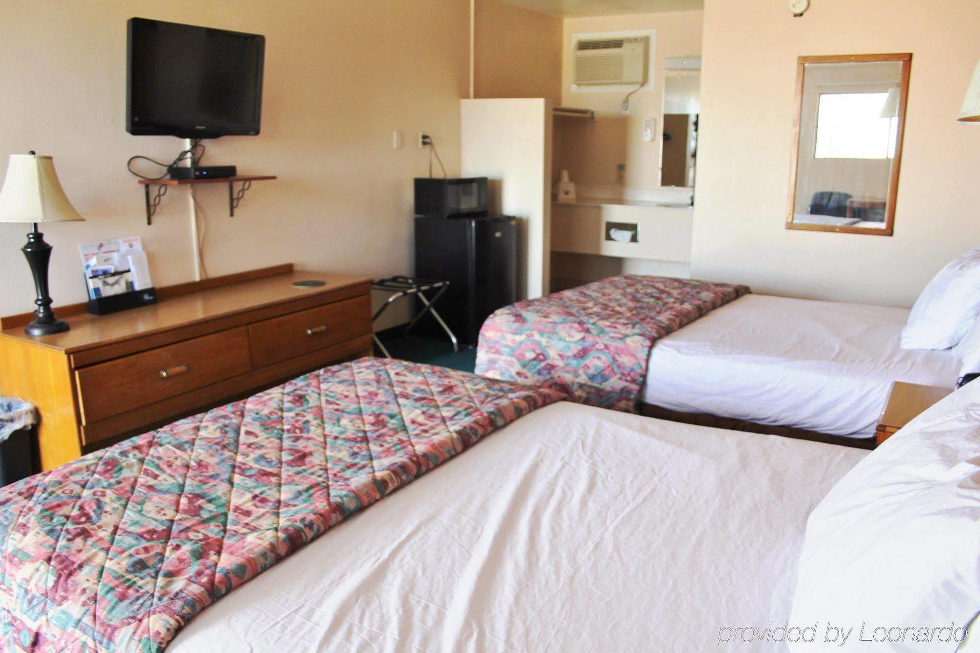 Americas Best Value Inn Нідлс Екстер'єр фото